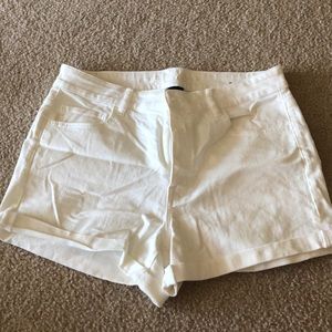 American Eagle super super stretch white shorts